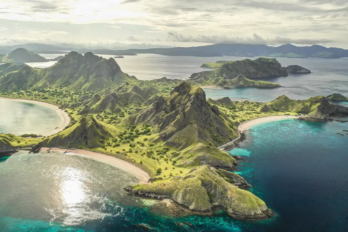 Rinca Island Timing: Trekking, Snorkelling, Photography