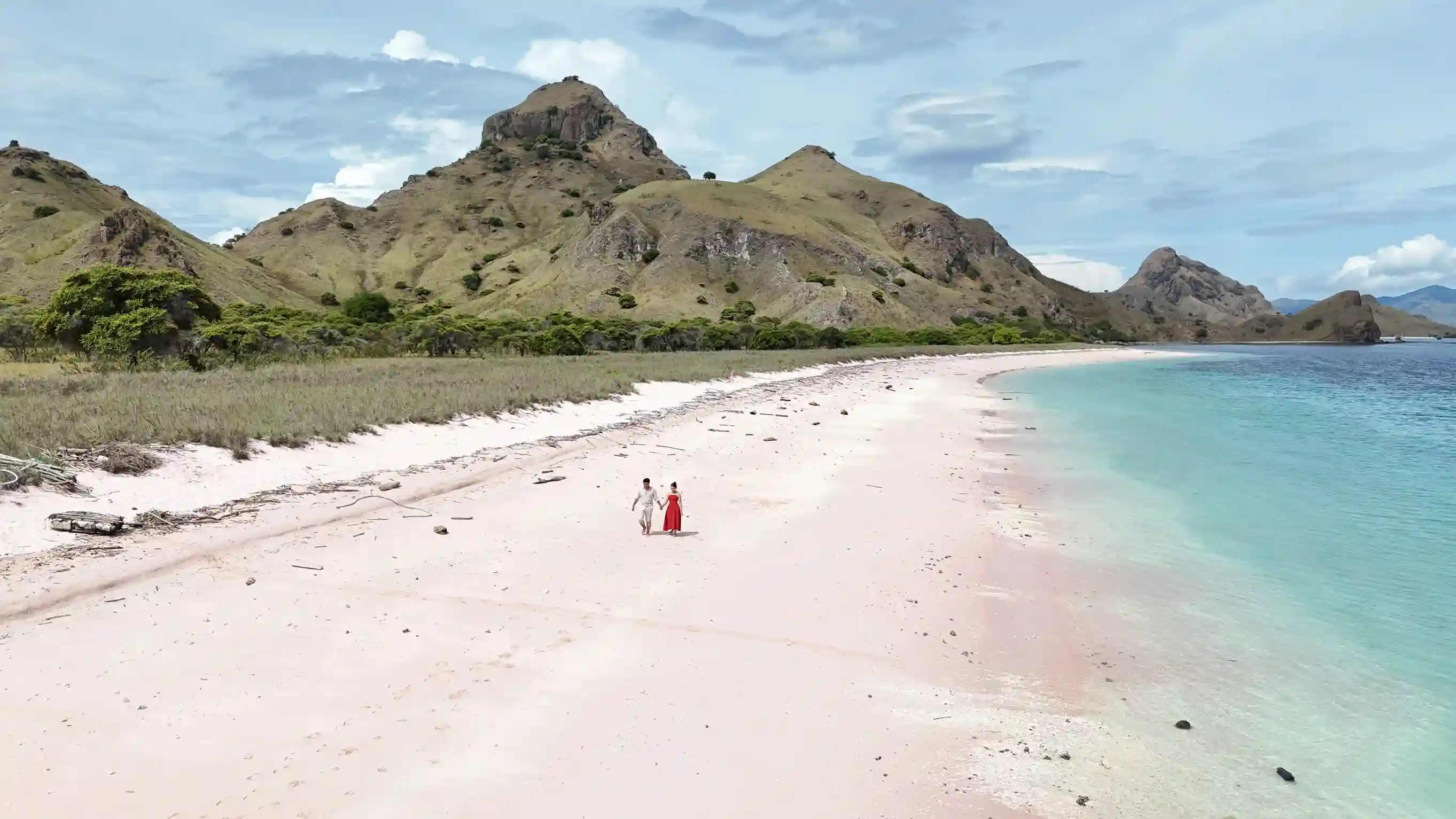 Rinca Island 2027: Dates, Holidays and Booking Windows