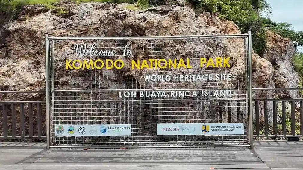 Arriving at Loh Buaya: The Ranger Station Step by Step